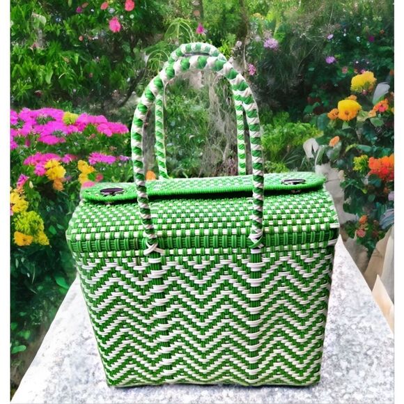 Women's Green White Handwoven Recycled Plastic Mexican Bag Handcrafted Square - Picture 1 of 13